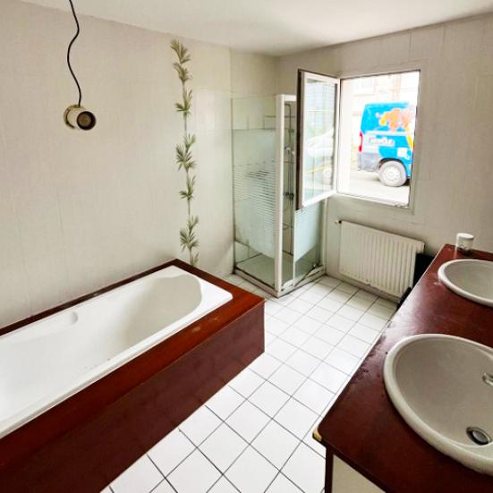 Avant la rénovation de la salle de bain à Brest