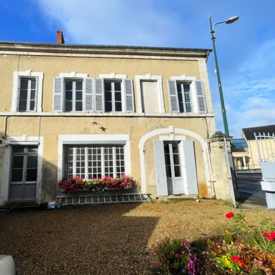 Avant la rénovation de façade dans le 72