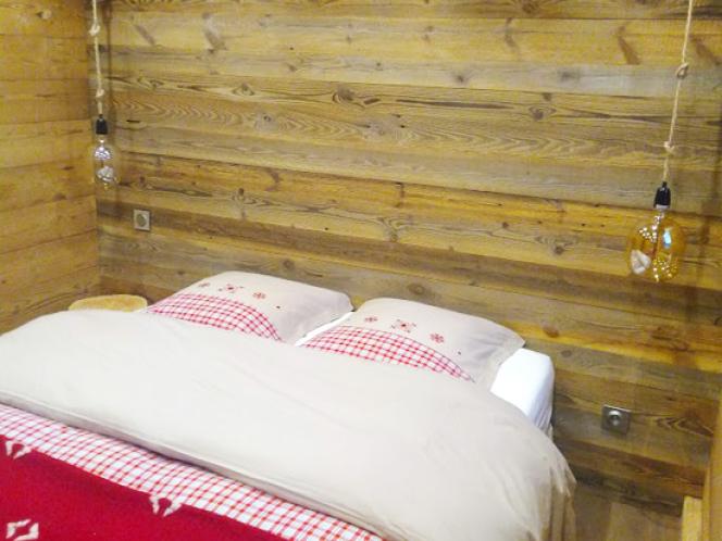 Aménagement d'une chambre dans un chalet dans Les Vosges
